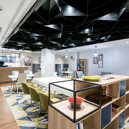 Holiday Inn London Kensington High St. By Ihg Esterno foto