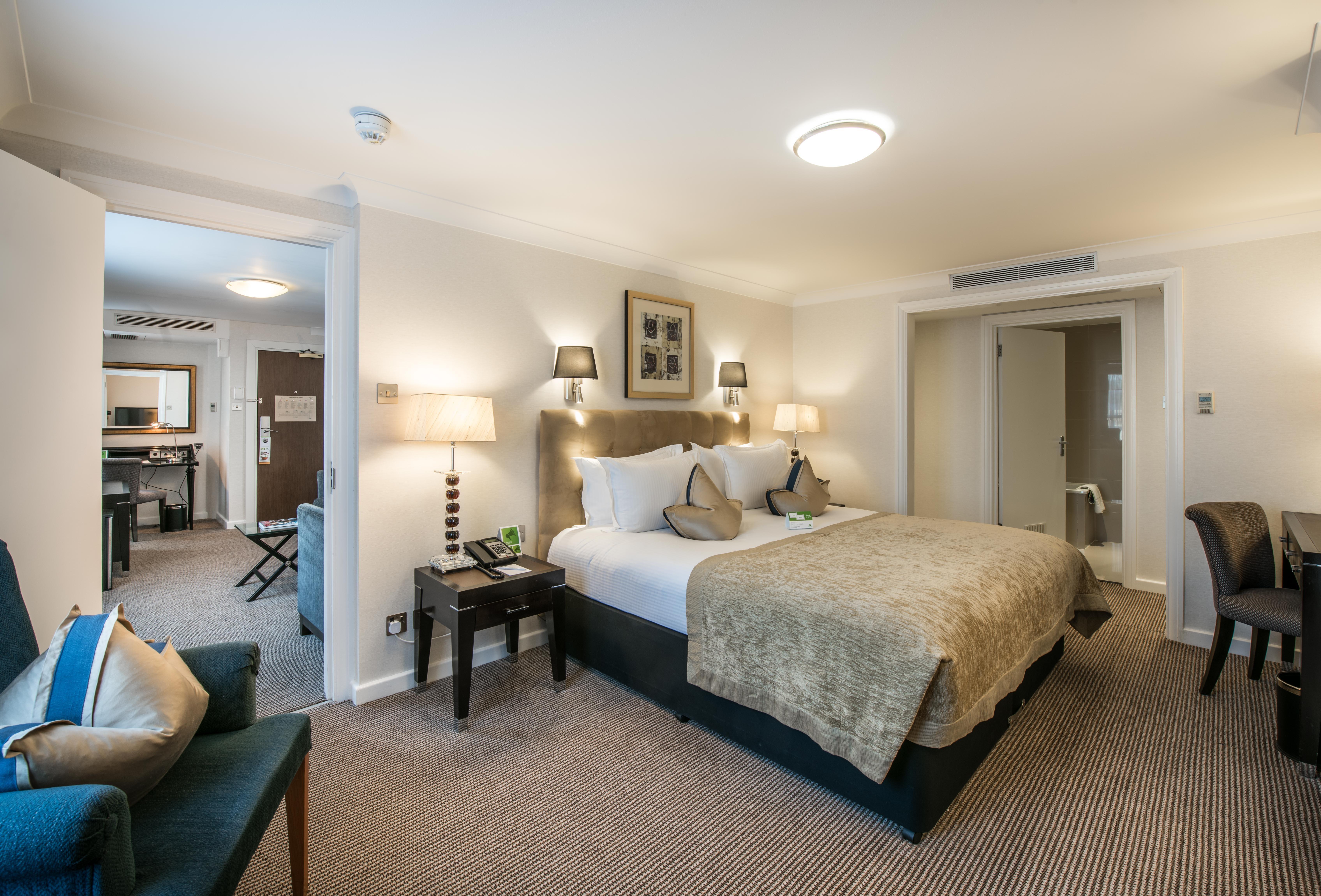 Holiday Inn London Kensington High St. By Ihg Esterno foto
